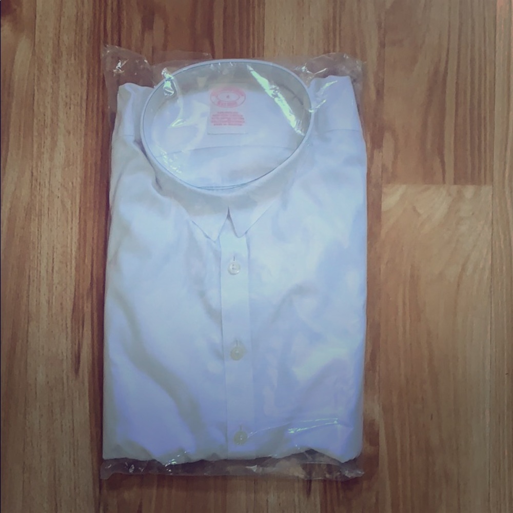 White collard button up